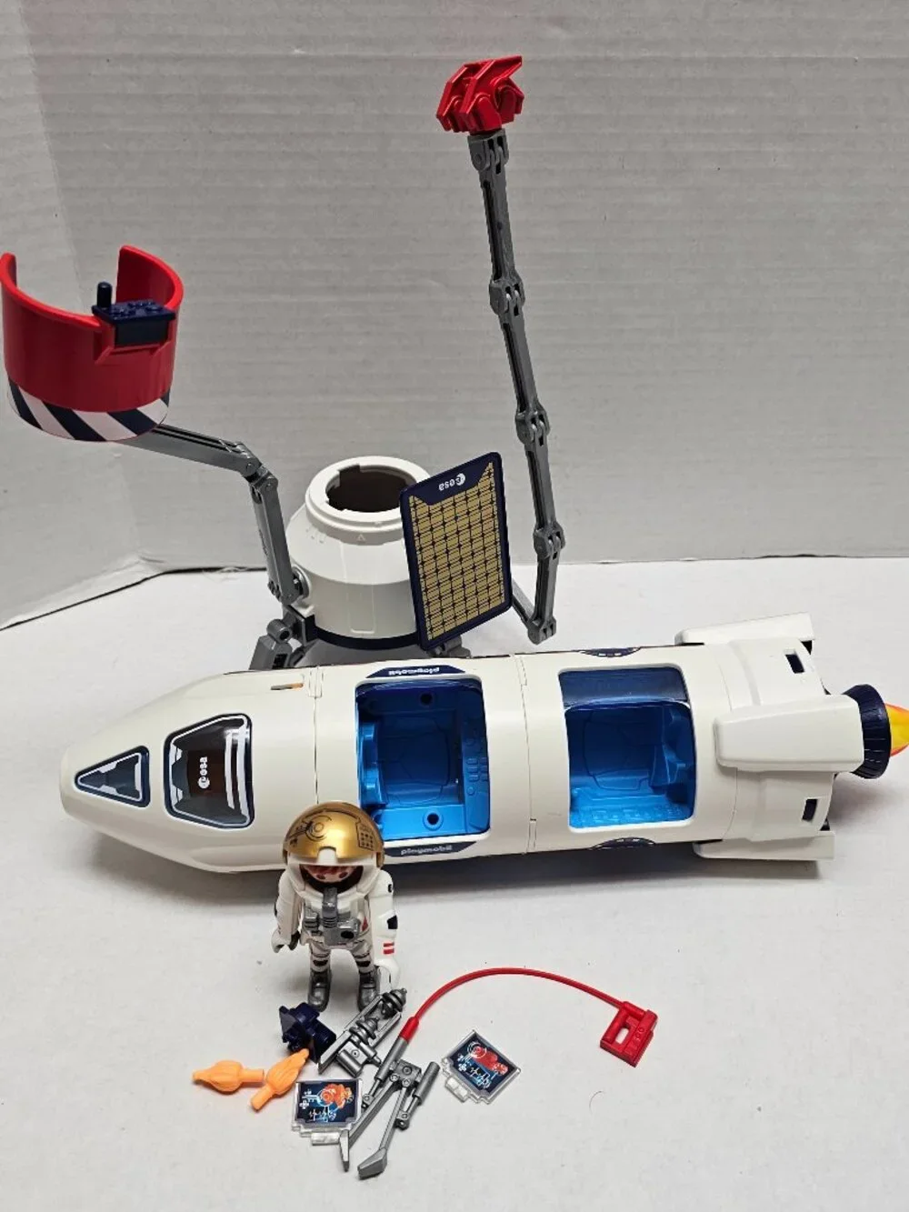 Playmobil ESA Outer Space Ship Mars Research Rocket Astronaut Figure 72011 4+
